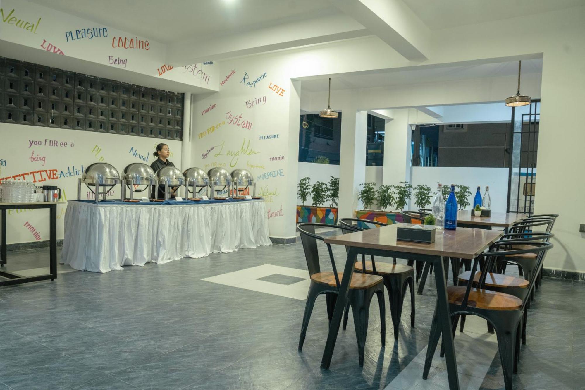 Hotel Euphoria Airport Zone Hyderabad Exteriör bild